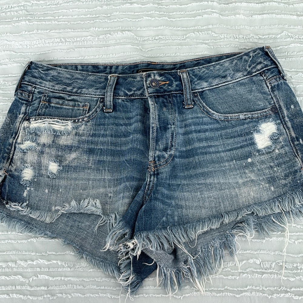 Abercrombie and Fitch Jean shorts size 28